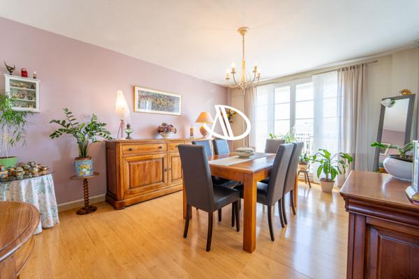 Lille (59000) APPARTEMENT 77 m2+CAVE+PLACE DE PARKING EN EXTERIEUR