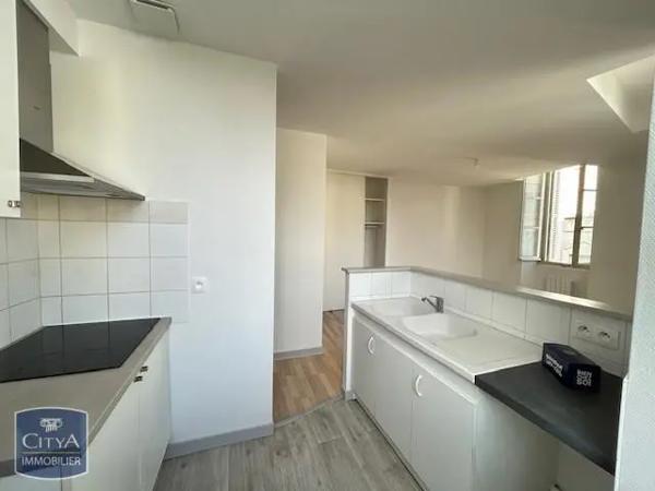 Appartement à louer 1 pièce 25.6m²