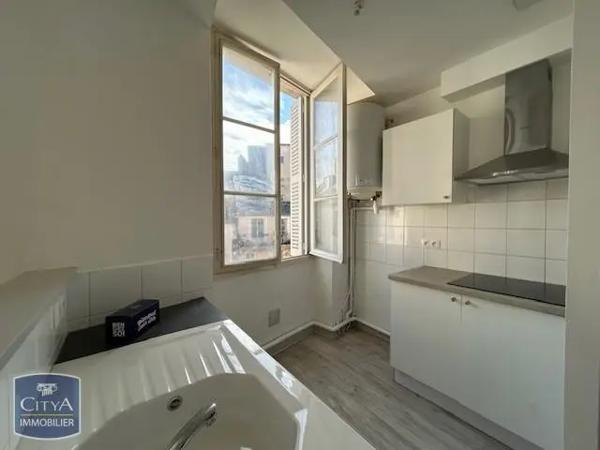 Appartement à louer 1 pièce 25.6m²