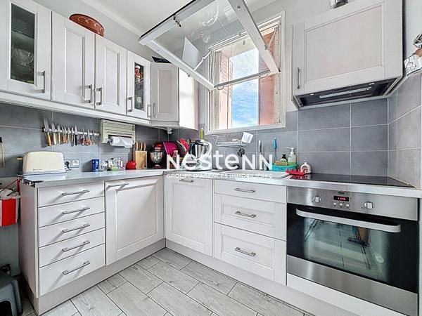 ISSY LES MOULINEAUX - Vente d'une maison en meulière avec jardin