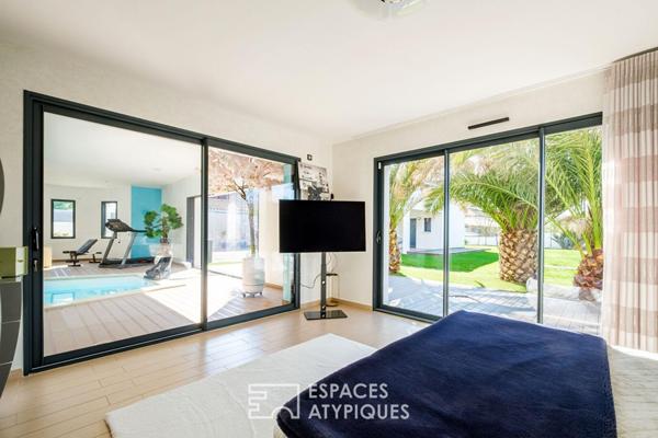 Contemporaine avec piscine intérieure aux portes de Niort