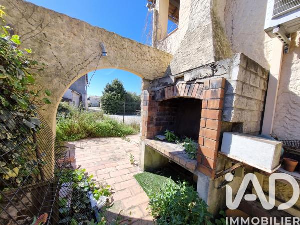 Maison à vendre 7 pièces 243 m² Arles