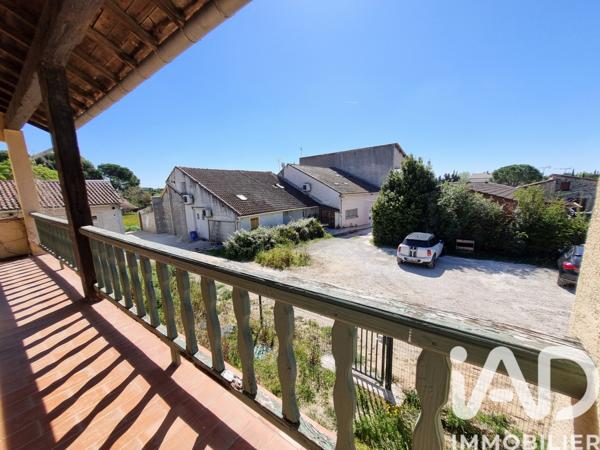 Maison à vendre 7 pièces 243 m² Arles