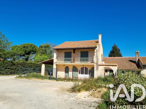 Maison à vendre 7 pièces 243 m² Arles