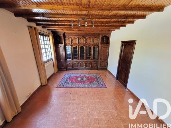 Maison à vendre 7 pièces 243 m² Arles