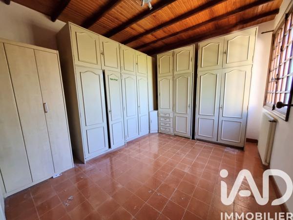 Maison à vendre 7 pièces 243 m² Arles