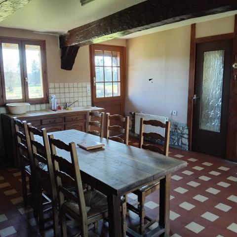 Maison à rénover sur 7000m2 de terrain