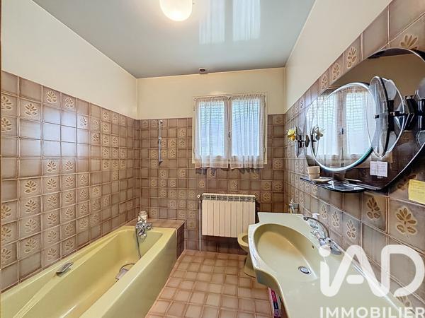 Maison à vendre 7 pièces 178 m² Le Malzieu-Ville