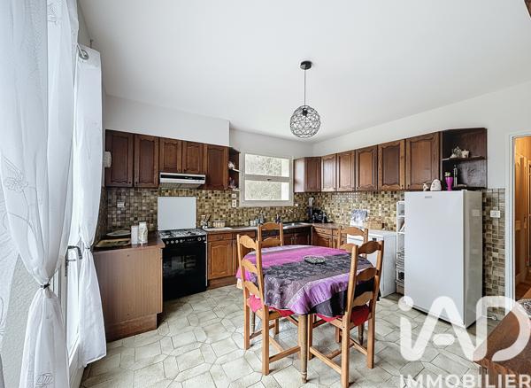 Maison à vendre 7 pièces 178 m² Le Malzieu-Ville