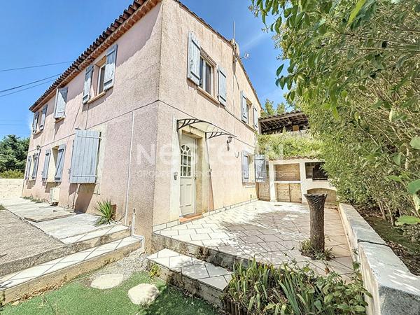 Maison à vendre à Saint Maximin la Sainte Baume - 5 pièces proche des commodités