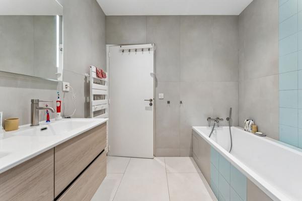Vente Appartement de luxe Neuilly-sur-Seine 5 Pièces 154.86 m²