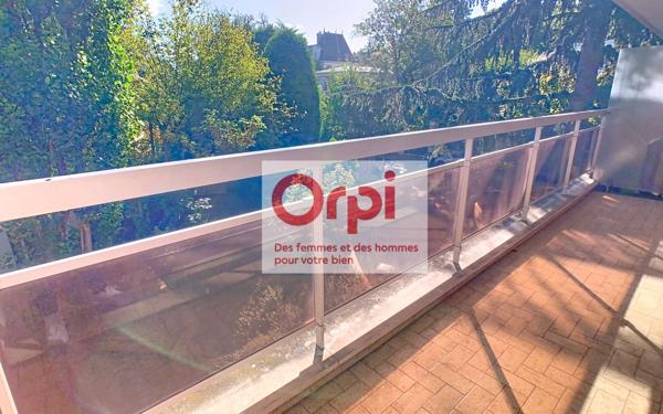 Appartement à vendre    1 pièce • 33 m2 Issy-les-Moulineaux