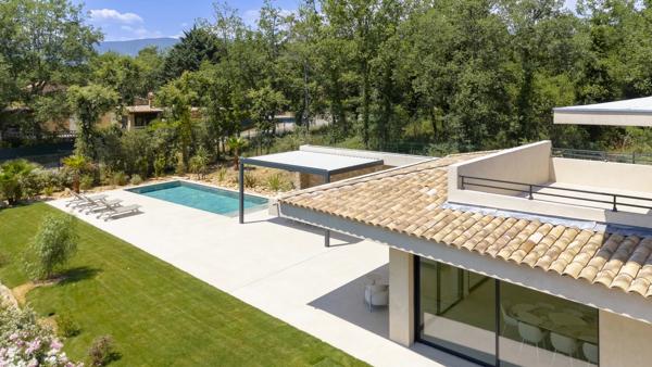 Villa de luxe dans le domaine de Terre Blanche.