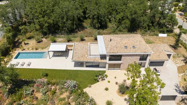 Villa de luxe dans le domaine de Terre Blanche.