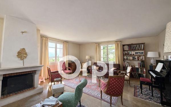 Maison à vendre    9 pièces • 277,57 m2 Montbonnot-Saint-Martin