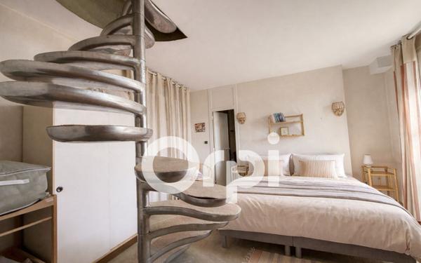 Maison à vendre    9 pièces • 277,57 m2 Montbonnot-Saint-Martin