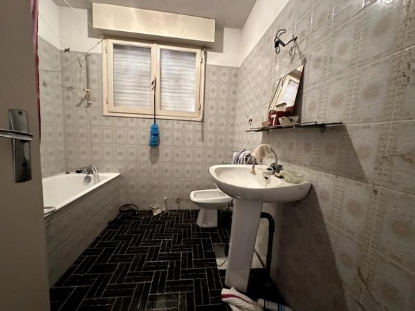 Marsilly (17137) À vendre – Maison des années 1970 avec grand terrain divisible – Marsilly (17)