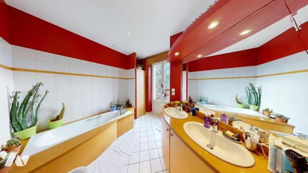 Maison de Maître 1930 avec Jardin, garage à Villers Les Nancy