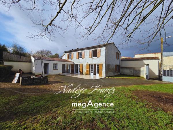 Maison à SAINT-JEAN-D'ANGELY, 17400 - 5 pièces 129m²