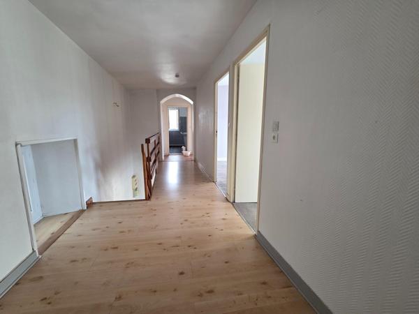 Maison à SAINT-JEAN-D'ANGELY, 17400 - 5 pièces 129m²