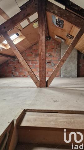 Pavillon 5 pièces de 82 m² à AY (51160)