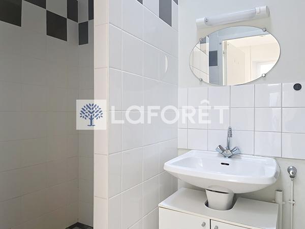 Location appartement Thouars - 2 pièce(s) - 35 m² - 370 €/mois