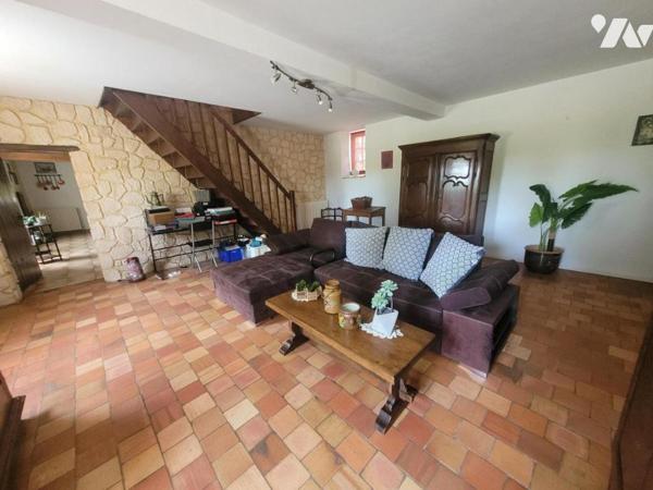 PRECIGNE-MAISON ISOLEE EN CAMPAGNE -REFVDL2214