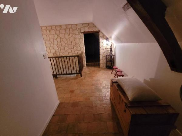 PRECIGNE-MAISON ISOLEE EN CAMPAGNE -REFVDL2214