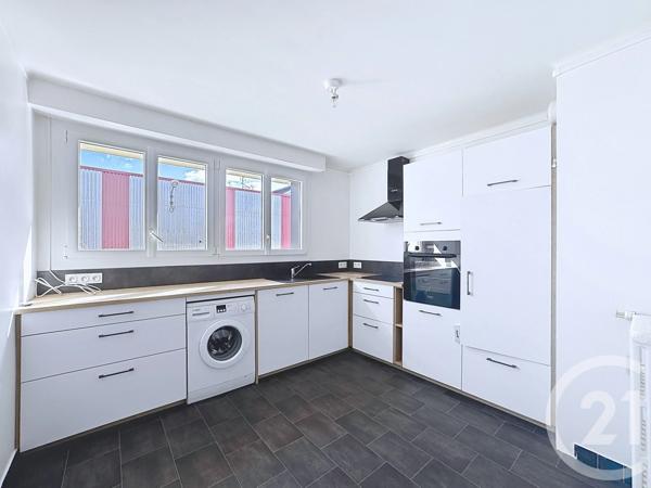 Appartement à vendre  3 pièces - 67,32 m 2   LAVAL  - 53