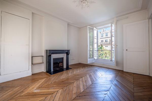 Appartement Paris 3 pièce(s) 48 m2