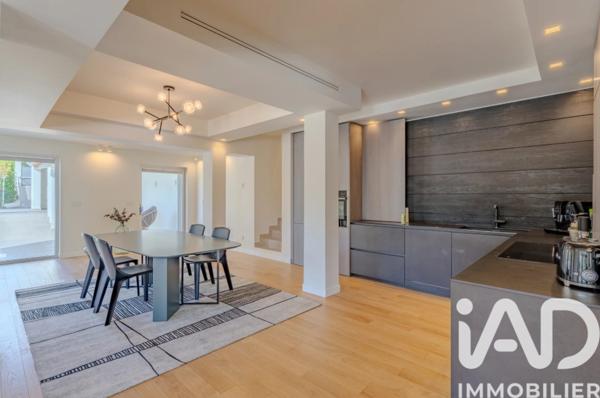 Maison à vendre 5 pièces 171 m² Villefranche-sur-Mer