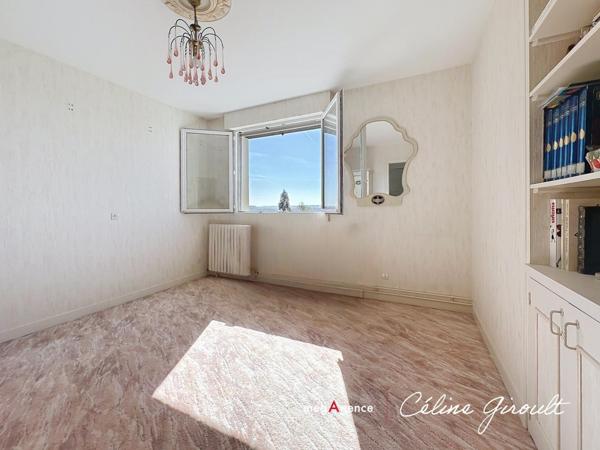 Maison à SAINT-QUENTIN-SUR-LE-HOMME, 50220 - 8 pièces 205m²