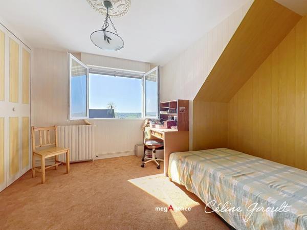 Maison à SAINT-QUENTIN-SUR-LE-HOMME, 50220 - 8 pièces 205m²