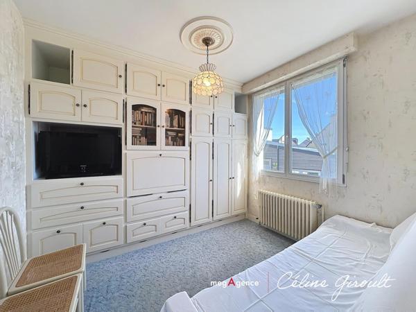 Maison à SAINT-QUENTIN-SUR-LE-HOMME, 50220 - 8 pièces 205m²
