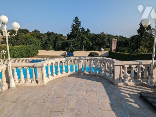 SEVREMONT - A quelques minutes des Herbiers et du Puy du Fou, découvrez cette charmante maison ...