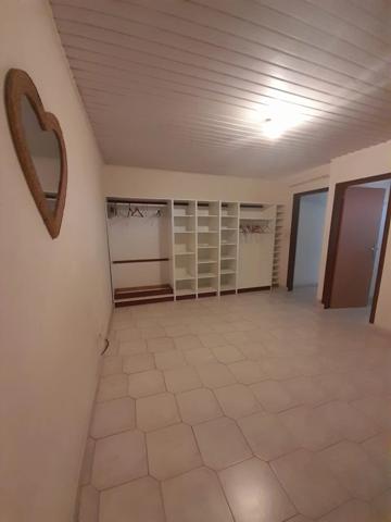 Maison avec travaux à vendre: 4 pièces (973)