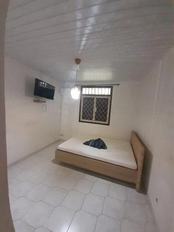 Maison avec travaux à vendre: 4 pièces (973)