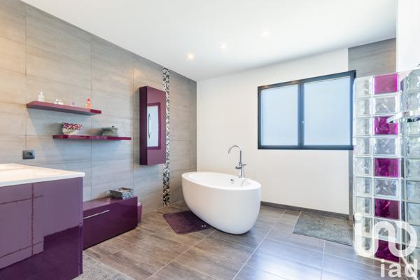 Maison à vendre 6 pièces 195 m² Breuillet