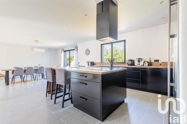 Maison à vendre 6 pièces 195 m² Breuillet