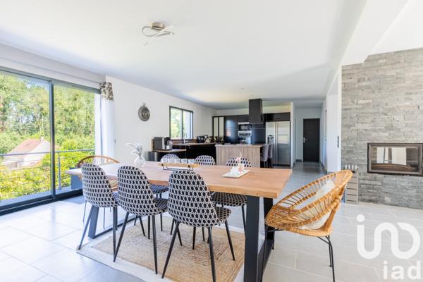 Maison à vendre 6 pièces 195 m² Breuillet