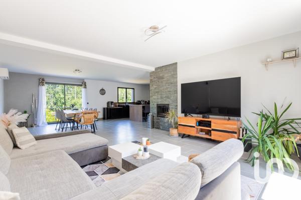 Maison à vendre 6 pièces 195 m² Breuillet