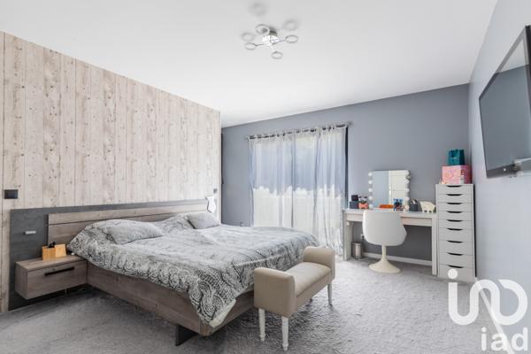 Maison à vendre 6 pièces 195 m² Breuillet