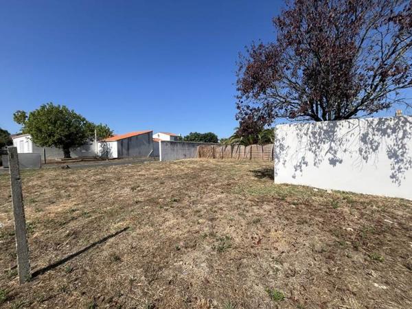 Terrain à vendre 78 400 € Le Château-d'Oléron 273 m² DPE