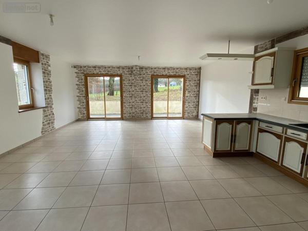 Maison à louer à La Motte dans les Côtes-d'Armor (22600), ref : 22110-L386