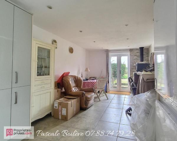 Maison  151 m²  avec  studio indépendant 34 m² - VERNANTES  (49390)