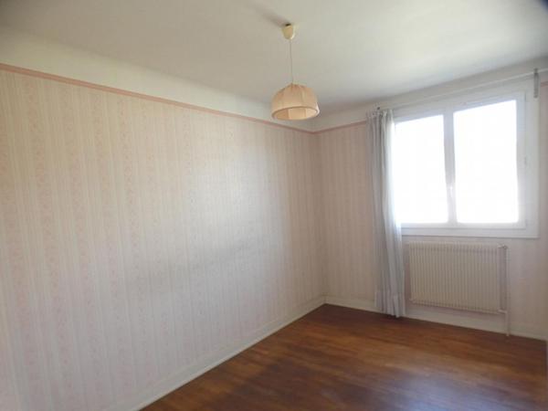 Maison Terrasson Lavilledieu 3 chambres avec sous-sol