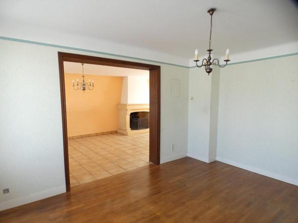 Maison Terrasson Lavilledieu 3 chambres avec sous-sol