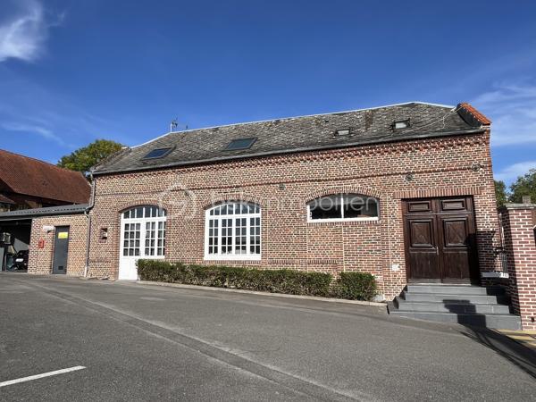 ENSEMBLE IMMOBILIER AVEC RENTABILITÉ LOCATIVE IMMÉDIATE 

Cet ensemble immobilier , composé d'une maison d'habitation de caractère  , de deux appartements loués et de boxs de stockage, vous séduira par son charme et son potentiel !

La maison d'habitation, idéale pour une famille nombreuse, a su conserver le charme de l'ancien et dispose de superbes volumes !
Au rez de chaussée, les deux halls d'entrée desservent une spacieuse cuisine aménagée et équipée donnant sur un joli jardin, une grande pièce de vie de  60 m2 , un  petit salon , une  salle à manger avec cheminée à foyer ouvert  et un  bureau.
L'espace nuit se situe au premier étage avec cinq grandes chambres parquetées, ainsi qu'une salle de bain mixte et une lingerie.
Le second étage a été aménagé en une grande salle de 80 m2 qui pourra faire office de salle de jeux ou salle de réception.

Cet ensemble vous offre une RENTABILITE LOCATIVE IMMEDIATE de  33 000 euros / an grâce à un bâtiment composé de  35 boxs de stockage et deux appartements ( un T2 et un T1) , tous dejà  loués, 
Vous pourrez également aménager des boxs supplémentaires.

L'extérieur se compose d'une grande cour en macadam et d'un jardin  de + 1000 m2 , totalement clôturé.

Cet ensemble dispose de prestations qualitatives ( chauffage au gaz de ville, menuiseries PVC double vitrage, adoucisseur ...) et vous permettra de bénéficier des  commodités de la commune ( commerces, école, collège ....) à proximité.

À seulement 1h30 en train de Paris, 20 mins de Saint Quentin et 40 mins de Cambrai, ce bien est une vraie opportunité pour un  projet de vie durable .

CONTACTEZ MOI POUR UNE VISITE !