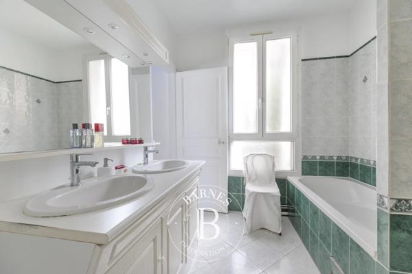 La Garenne-Colombes, Maison 4 Chambres -  126 m² à vendre