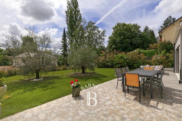 Villiers-sur-Orge, Maison 4 Chambres -  235 m² à vendre